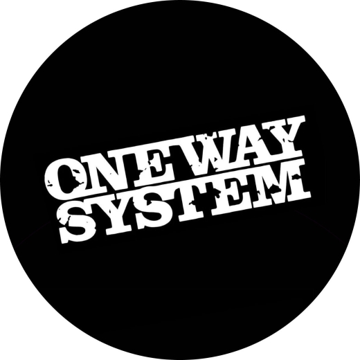 One Way System Motiv 2 Anstecker mit Sicherheitsnadel Ø 25mm