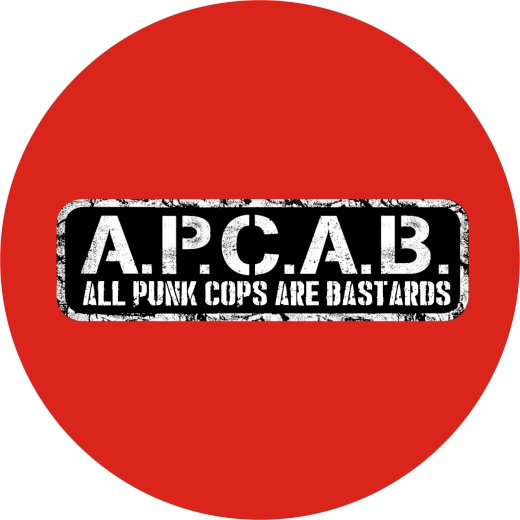 A.P.C.A.B. All Punk Cops Are Bastards Motiv 2 Anstecker mit Sicherheitsnadel Ø 25mm