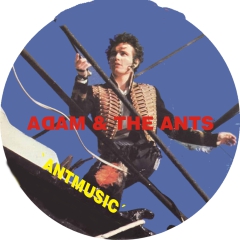 Adam & The Ants Motiv 1 Anstecker mit Sicherheitsnadel Ø 25 mm