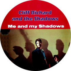 Richard, Cliff Richard And The Shadows Motiv 1 Anstecker mit Sicherheitsnadel Ø 25mm