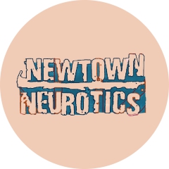 Newtown Neurotics Motiv 2 Anstecker mit Sicherheitsnadel Ø 25mm