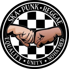 Punk Ska Reggae EqualityUnity No Hatred Motiv 1 Anstecker mit Sicherheitsnadel Ø 25 mm